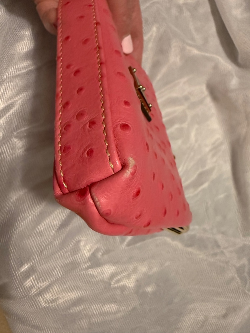 Pink Dooney & Bourke Large Leather Ostrich Framed Snap Purse Coin Wallet - Picture 5 of 8